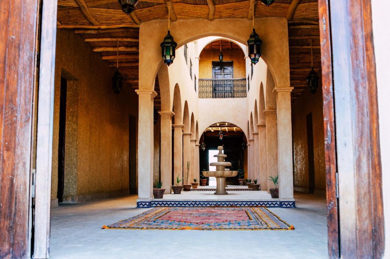 Riad Caravasar Merzouga Exteriör bild