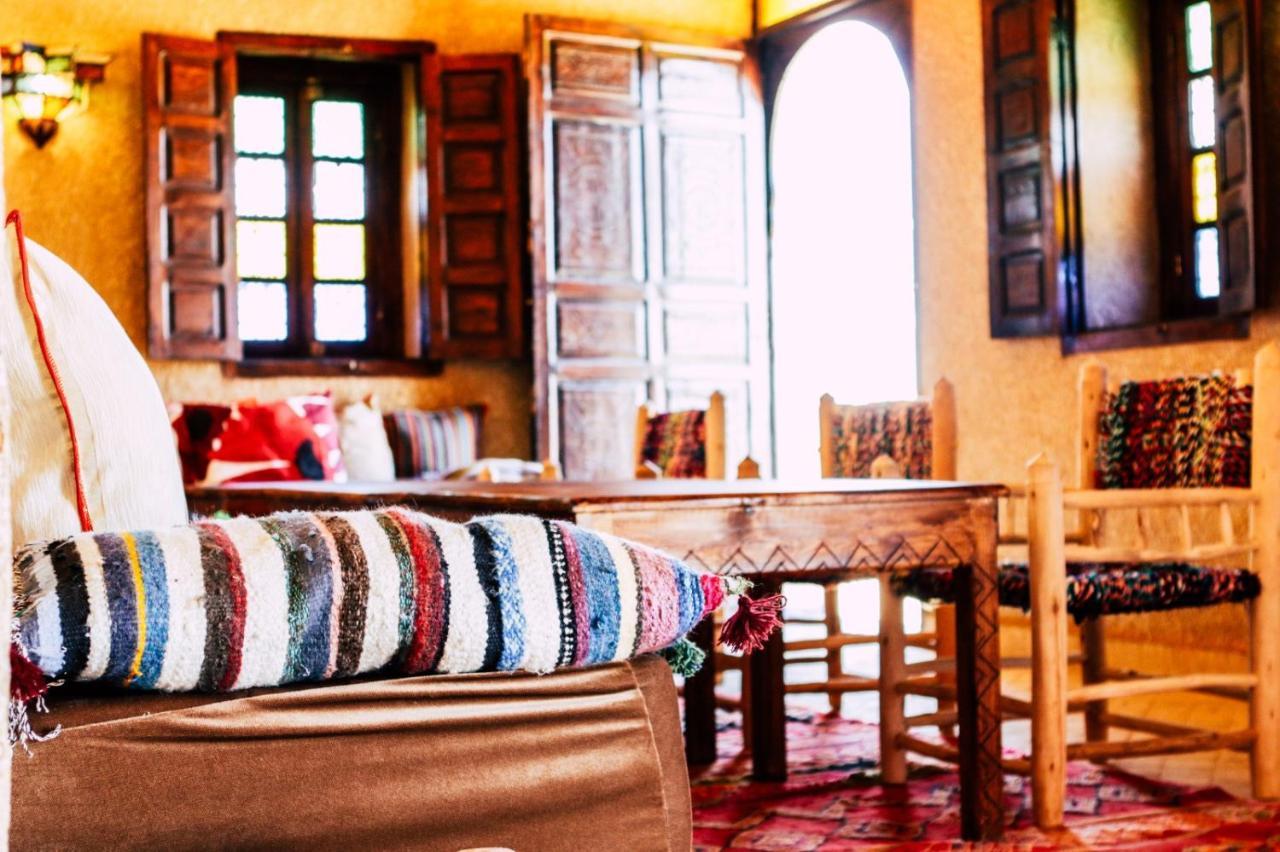 Riad Caravasar Merzouga Exteriör bild