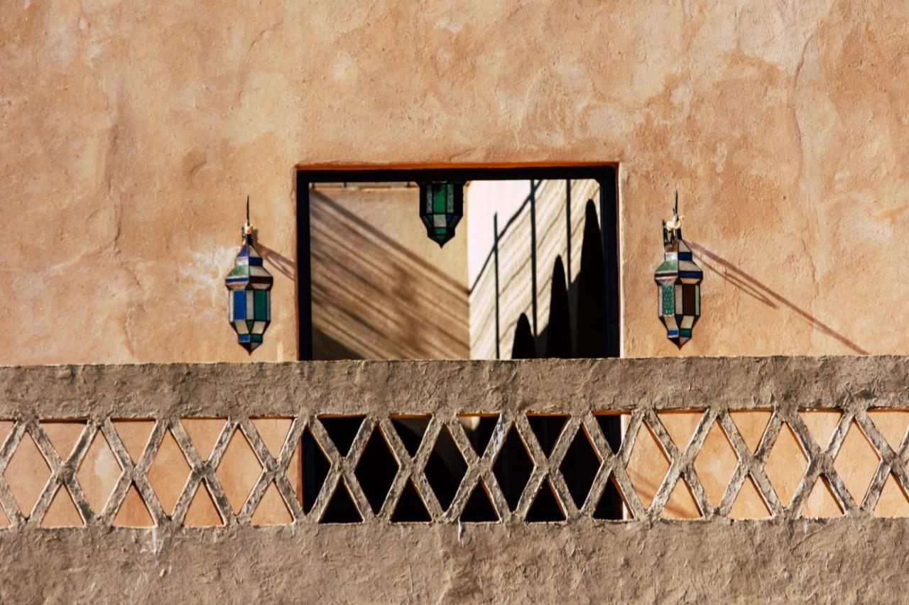 Riad Caravasar Merzouga Exteriör bild