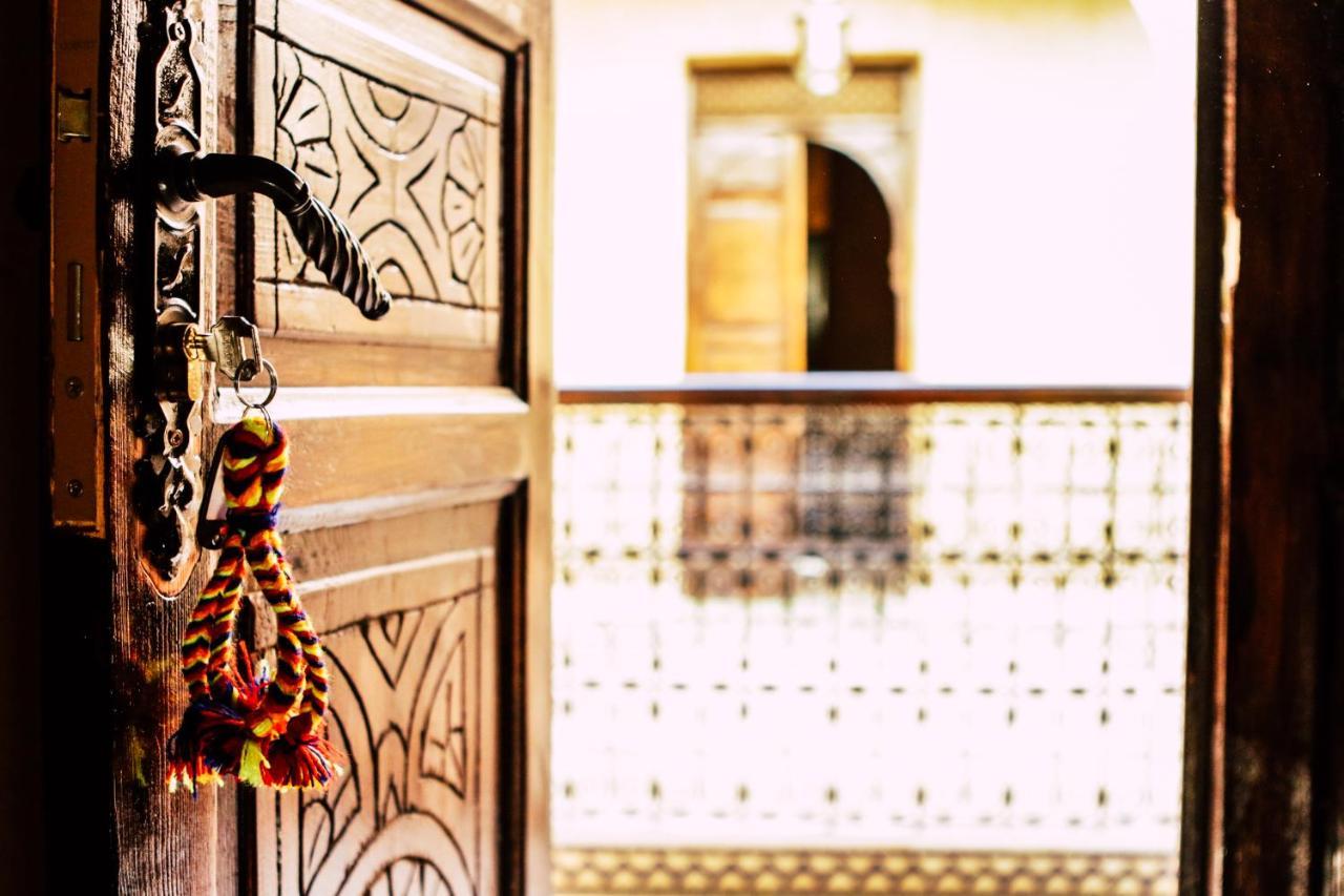 Riad Caravasar Merzouga Exteriör bild