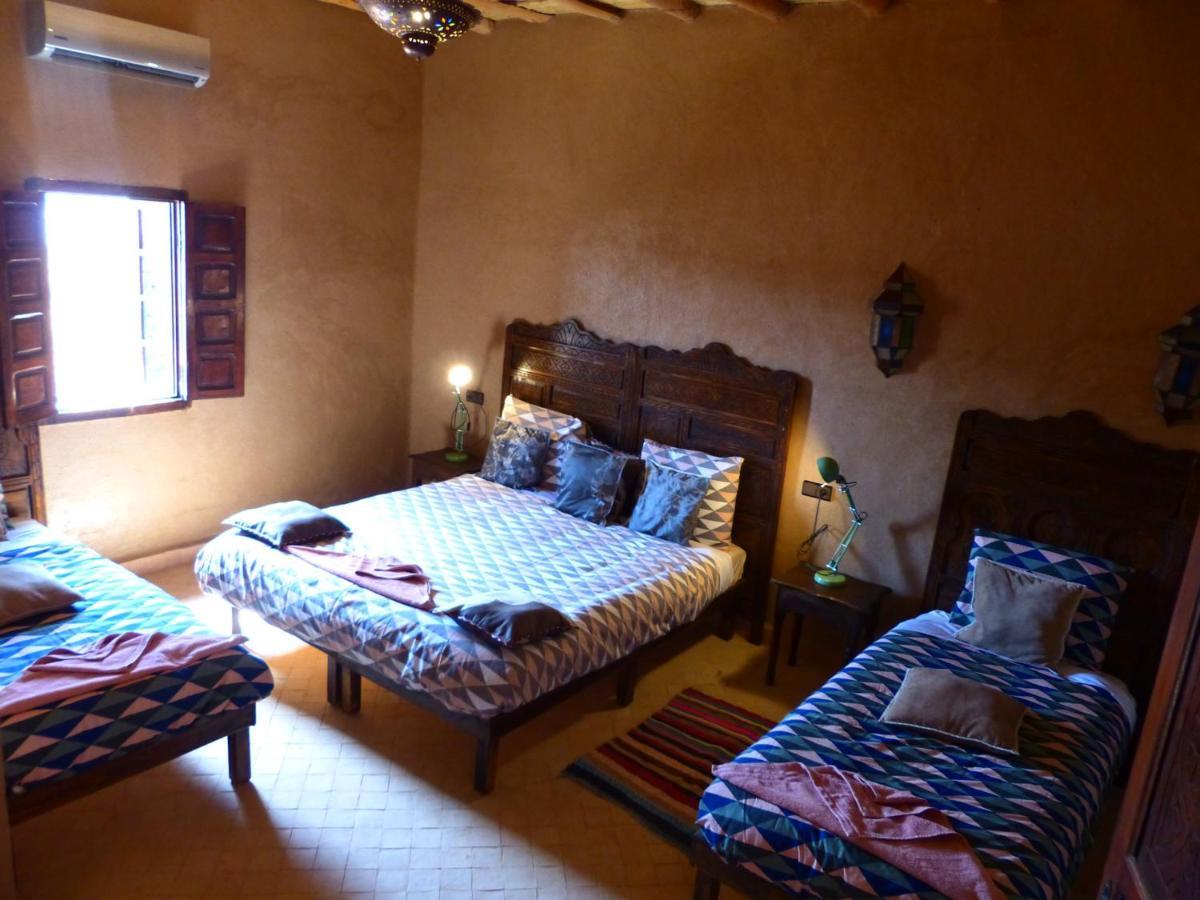 Riad Caravasar Merzouga Exteriör bild