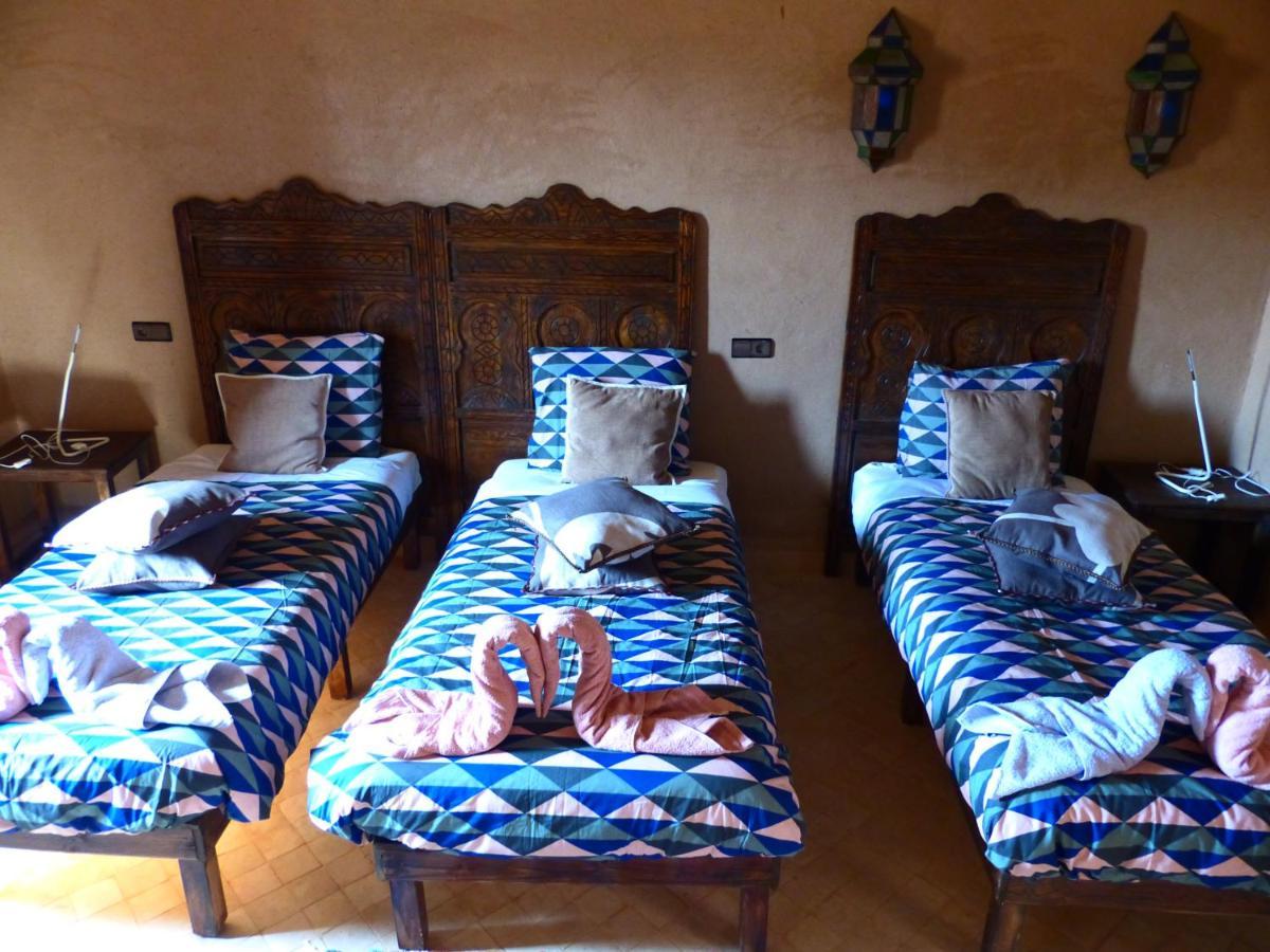 Riad Caravasar Merzouga Exteriör bild