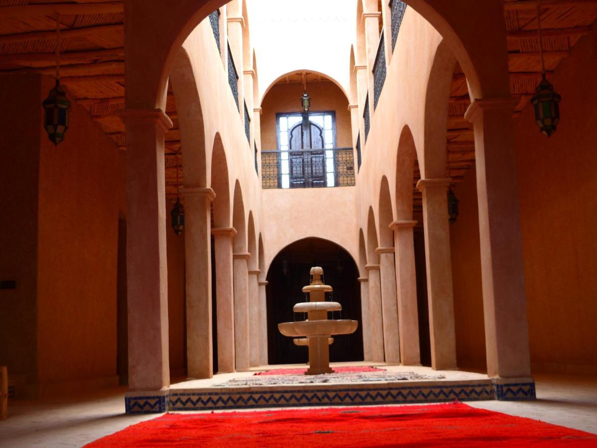 Riad Caravasar Merzouga Exteriör bild