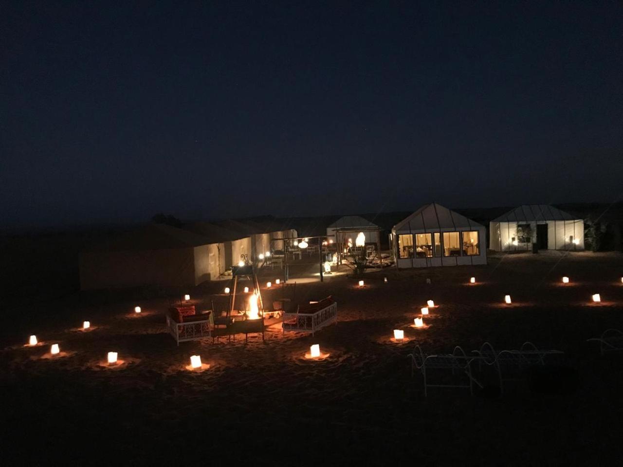 Riad Caravasar Merzouga Exteriör bild